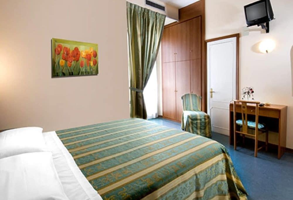 Hotel Acerboli Rimini Exteriör bild