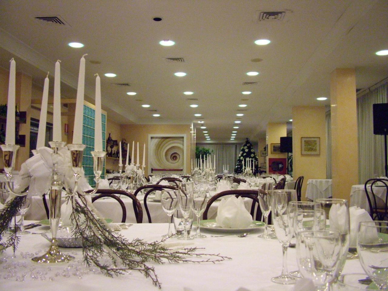 Hotel Acerboli Rimini Exteriör bild